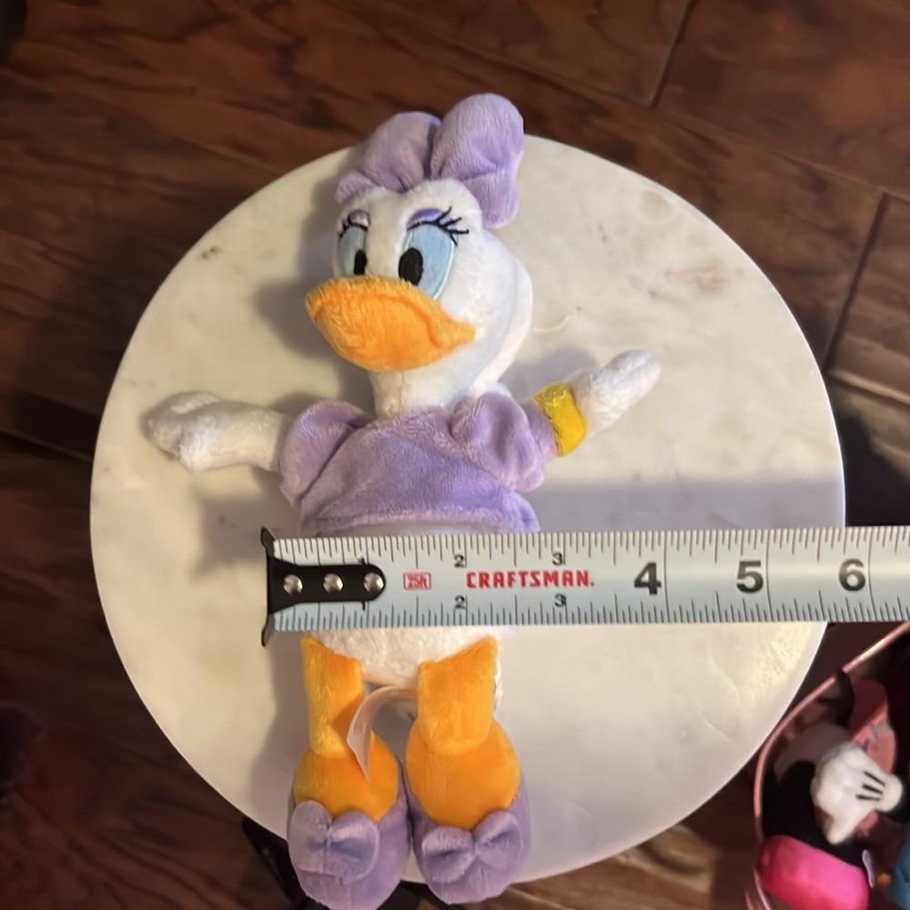 Disney Daisy Duck authentic original Disney Parks light purple & white & yellow - Picture 5 of 9
